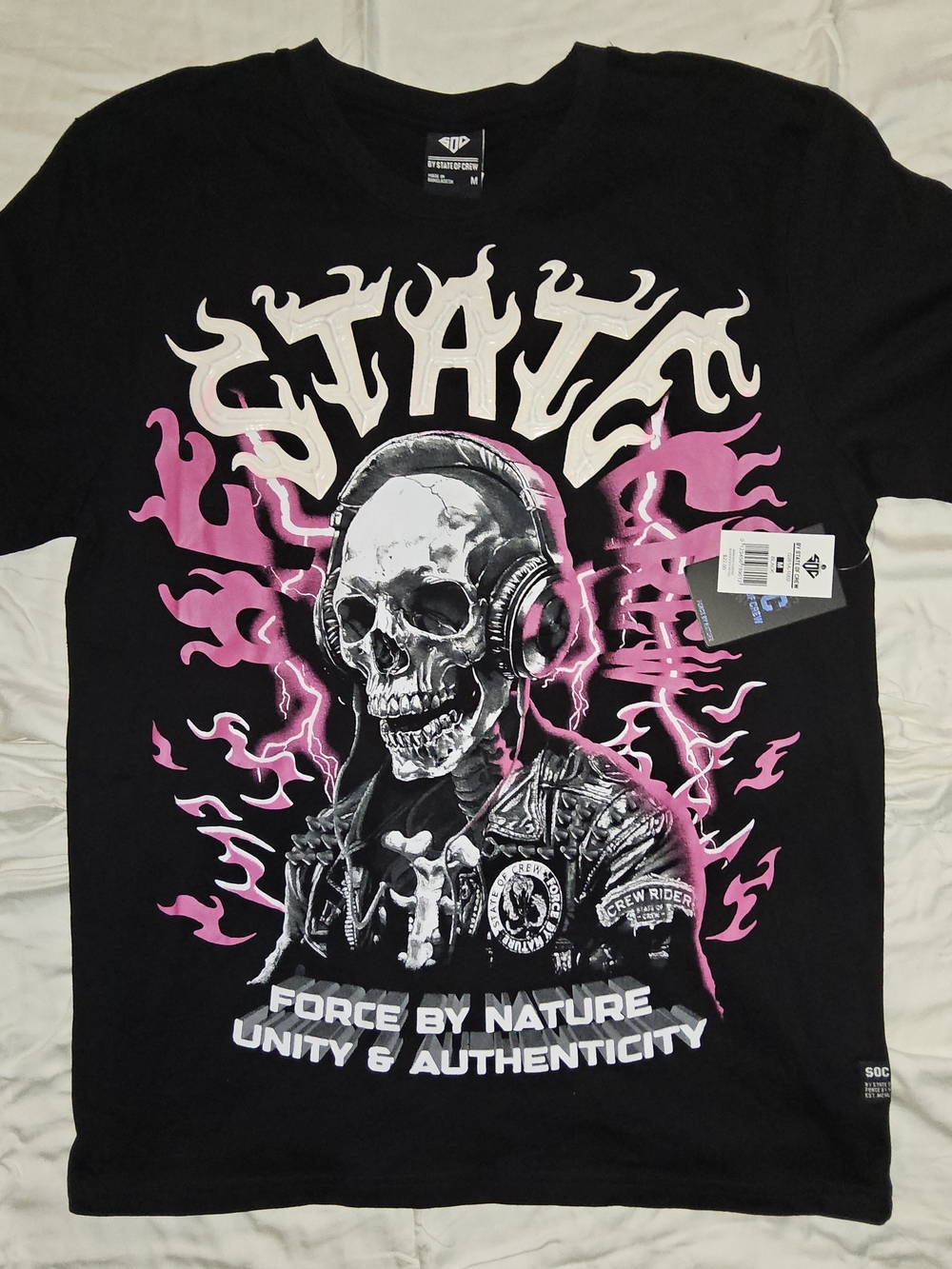 Black Stay Skull Graphic Tee with Pink Accents